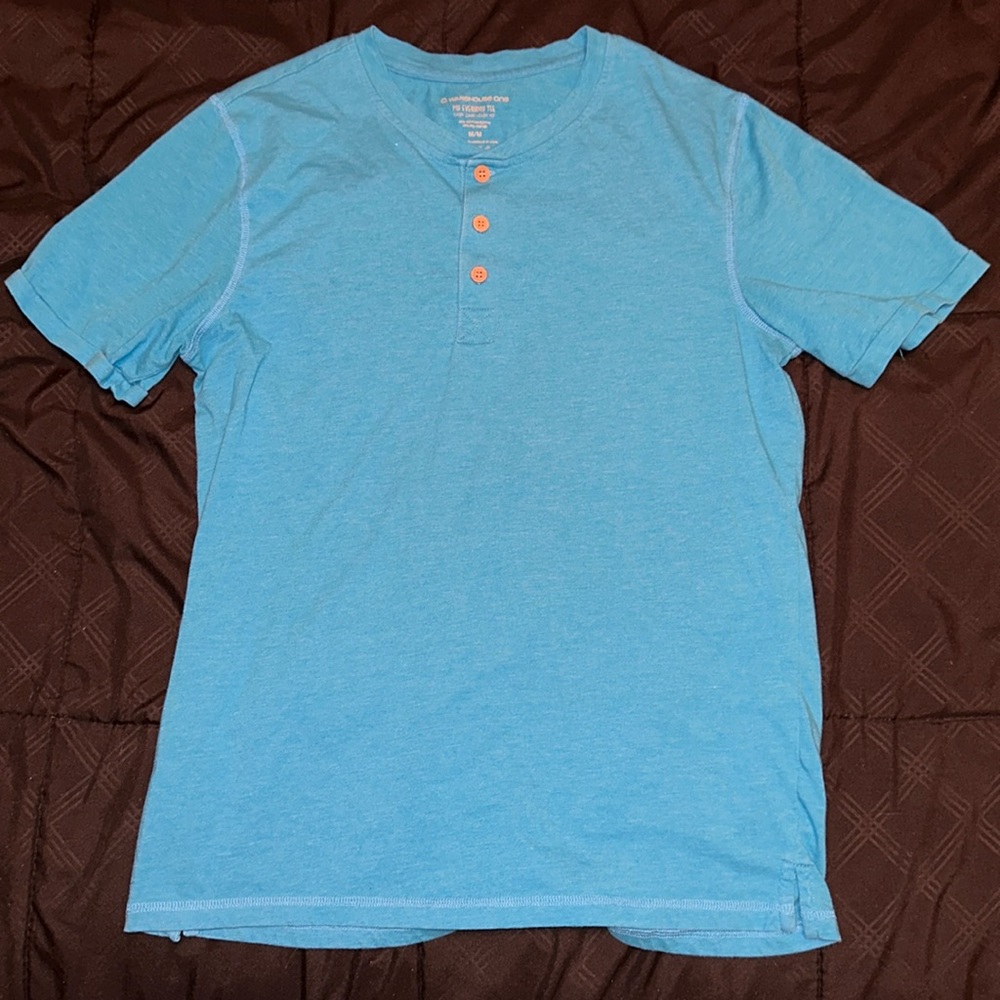 Men’s WarehouseOne Half Button-Up Tee - Blue with Brown Buttons - US Medium